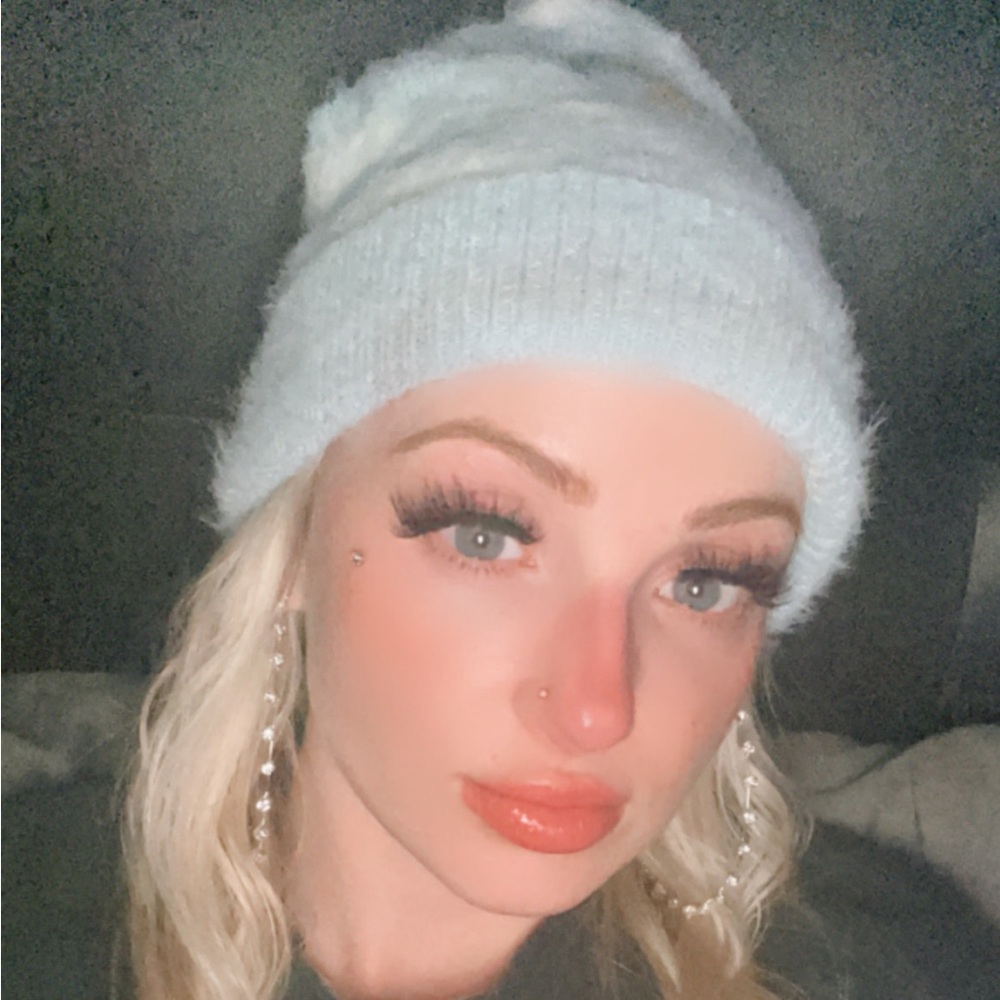 Fuzzy cloud beanie